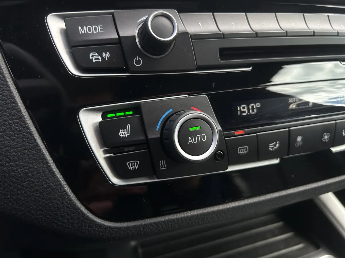 M-Sport 184pk | Stoelverwarming | Leder | Dealer OH | Cruise Control | Climate Control |
