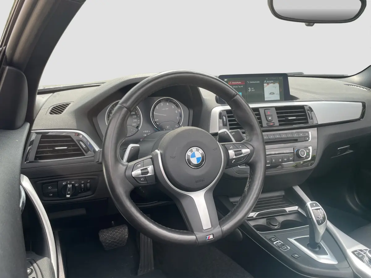 M-Sport 184pk | Stoelverwarming | Leder | Dealer OH | Cruise Control | Climate Control |