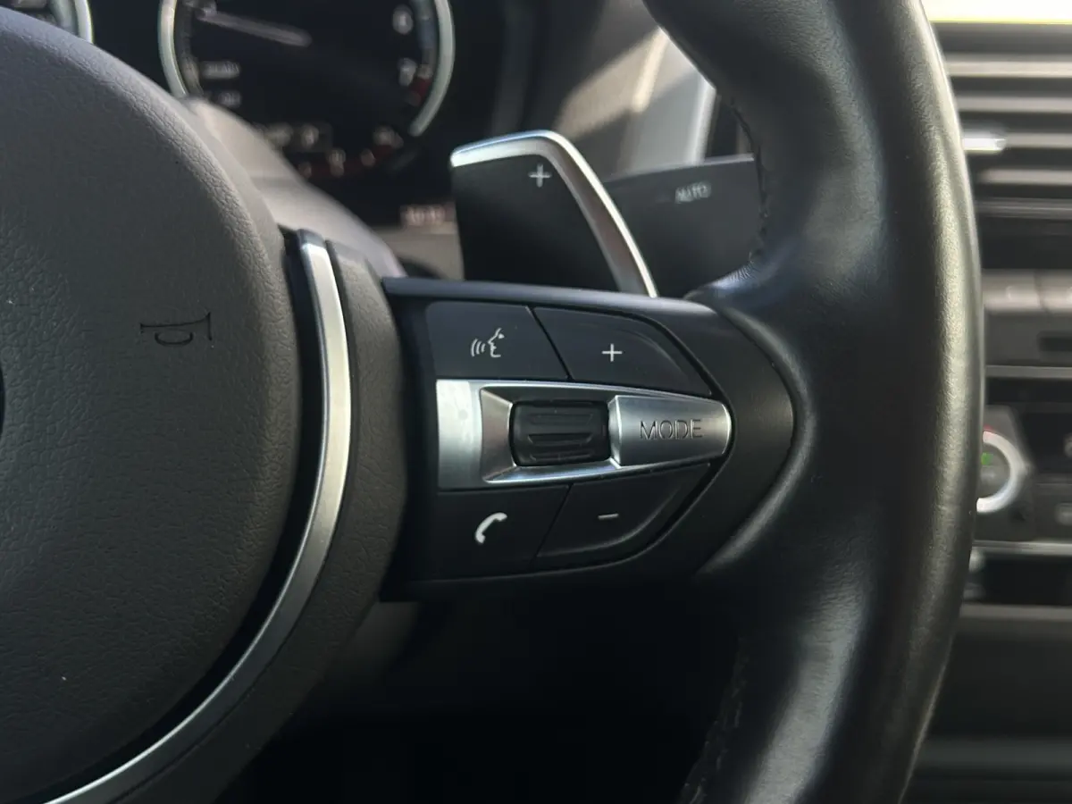 M-Sport 184pk | Stoelverwarming | Leder | Dealer OH | Cruise Control | Climate Control |