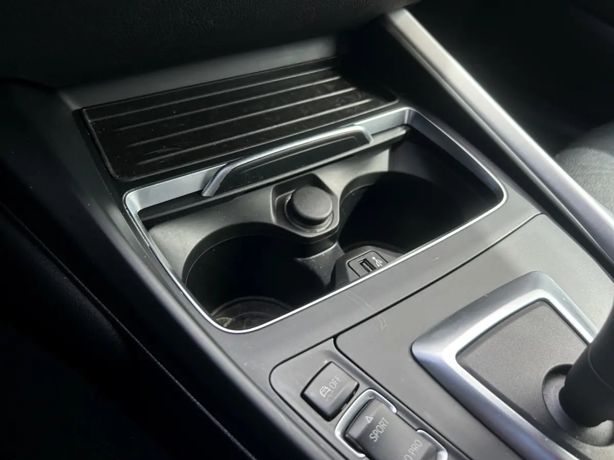 M-Sport 184pk | Stoelverwarming | Leder | Dealer OH | Cruise Control | Climate Control |