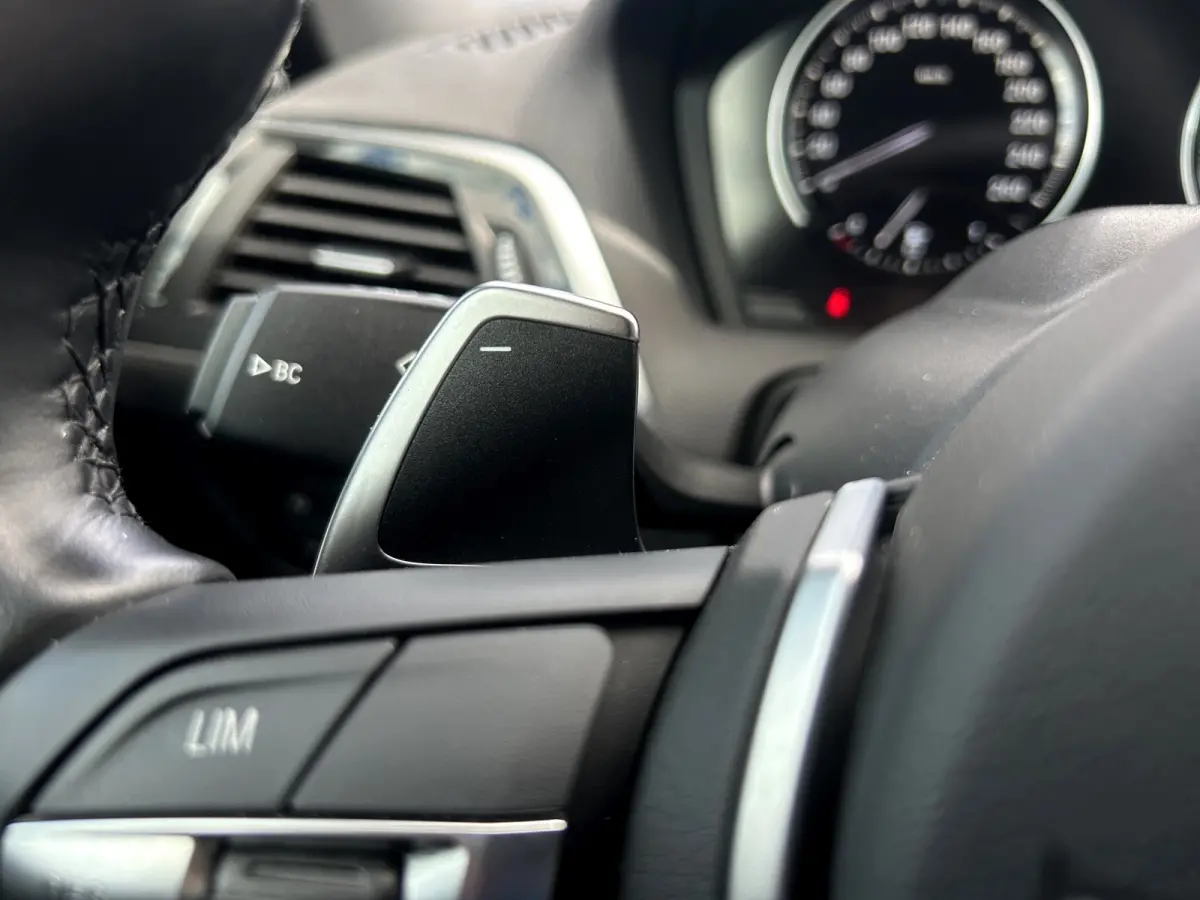 M-Sport 184pk | Stoelverwarming | Leder | Dealer OH | Cruise Control | Climate Control |
