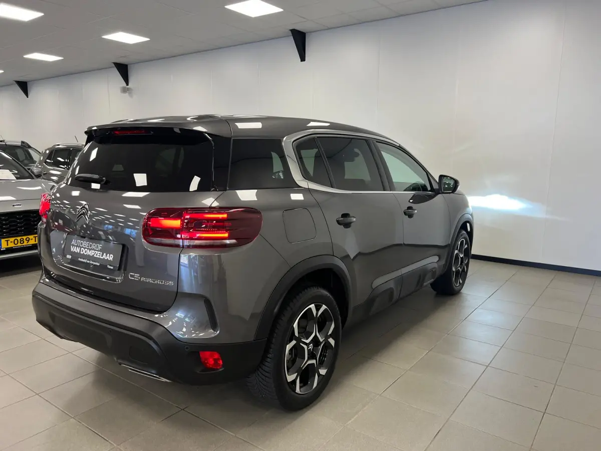 1.2 HYBRID 145PK AUTOMAAT PLUS UITV. / NAVI / STOEL-VERW. / KEYLESS / CAMERA / CRUISE.C /