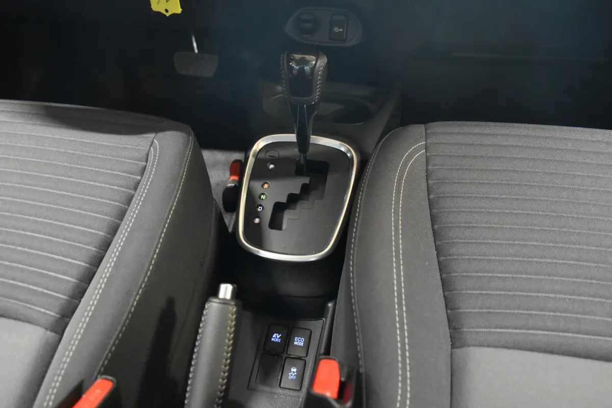 1.5 Hybrid Active Camera Cruise Climate Control