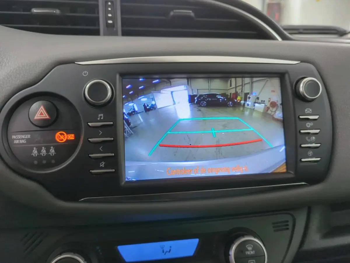 1.5 Hybrid Active Camera Cruise Climate Control