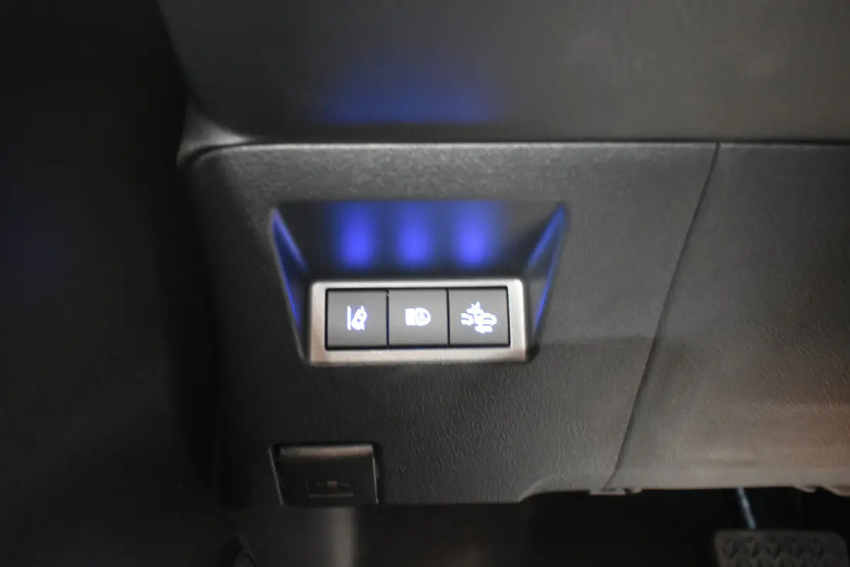 1.5 Hybrid Active Camera Cruise Climate Control