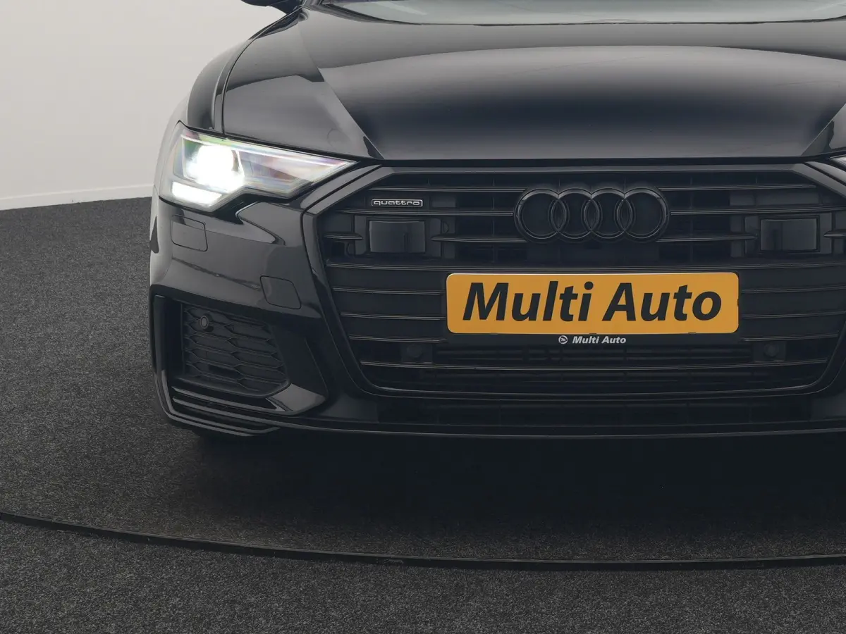 50 TFSI e Quattro 2x S Line PHEV 300pk Dealer O.H. | Trekhaak Af Fabriek | Panodak | Adaptive Cruise | Camera | Lederen Sportstoelen & Stuur Verwarmd | Blis | Sfeerverlichting | Apple Carpla