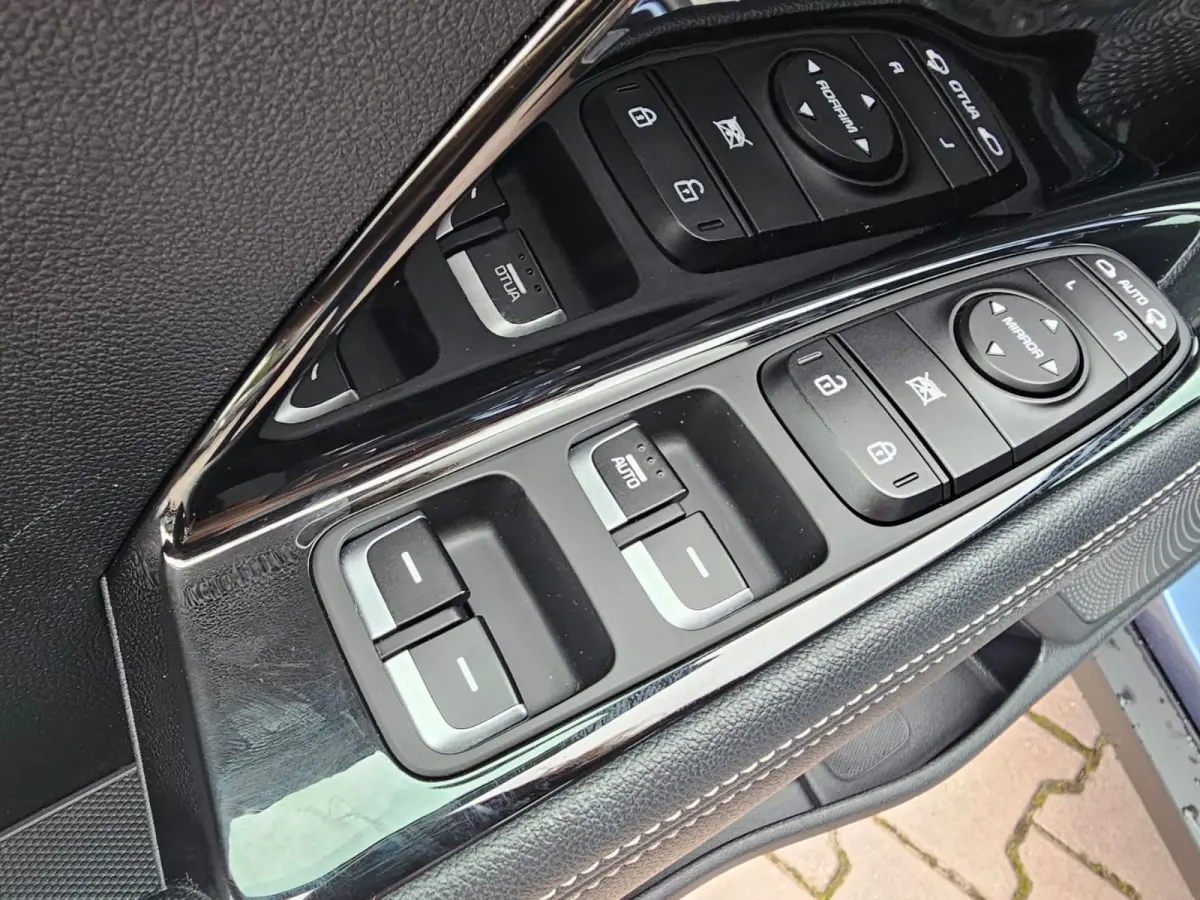 1.6 GDi PHEV DynamicPlusLine | LED | Trekhaak | App-connect | Stuur- & stoelverwarming | Camera | ACC |