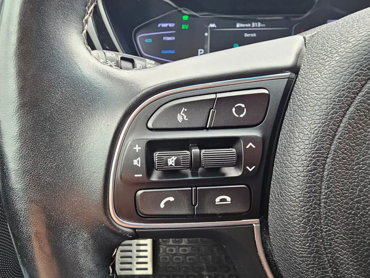 1.6 GDi PHEV DynamicPlusLine | LED | Trekhaak | App-connect | Stuur- & stoelverwarming | Camera | ACC |