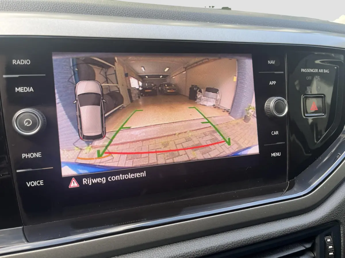 1.0 TSi Comfortline Business | NAV. | CAMERA | PDC V+A | APP CONNECT |