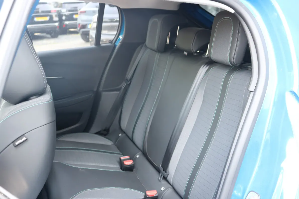 EV Allure Pack 50 kWh | Camera | Cruise | DAB | LED | PDC Achter | Apple Carplay & Android Auto |