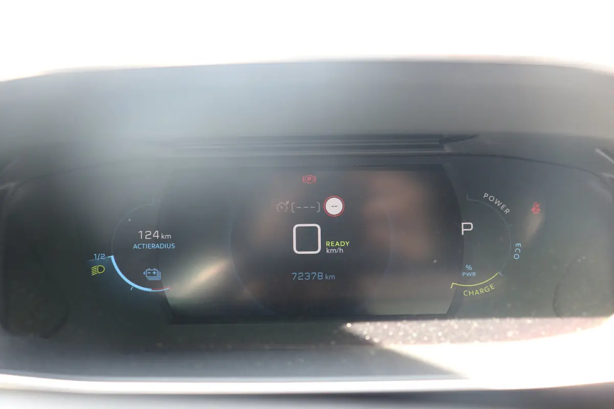 EV Allure Pack 50 kWh | Camera | Cruise | DAB | LED | PDC Achter | Apple Carplay & Android Auto |