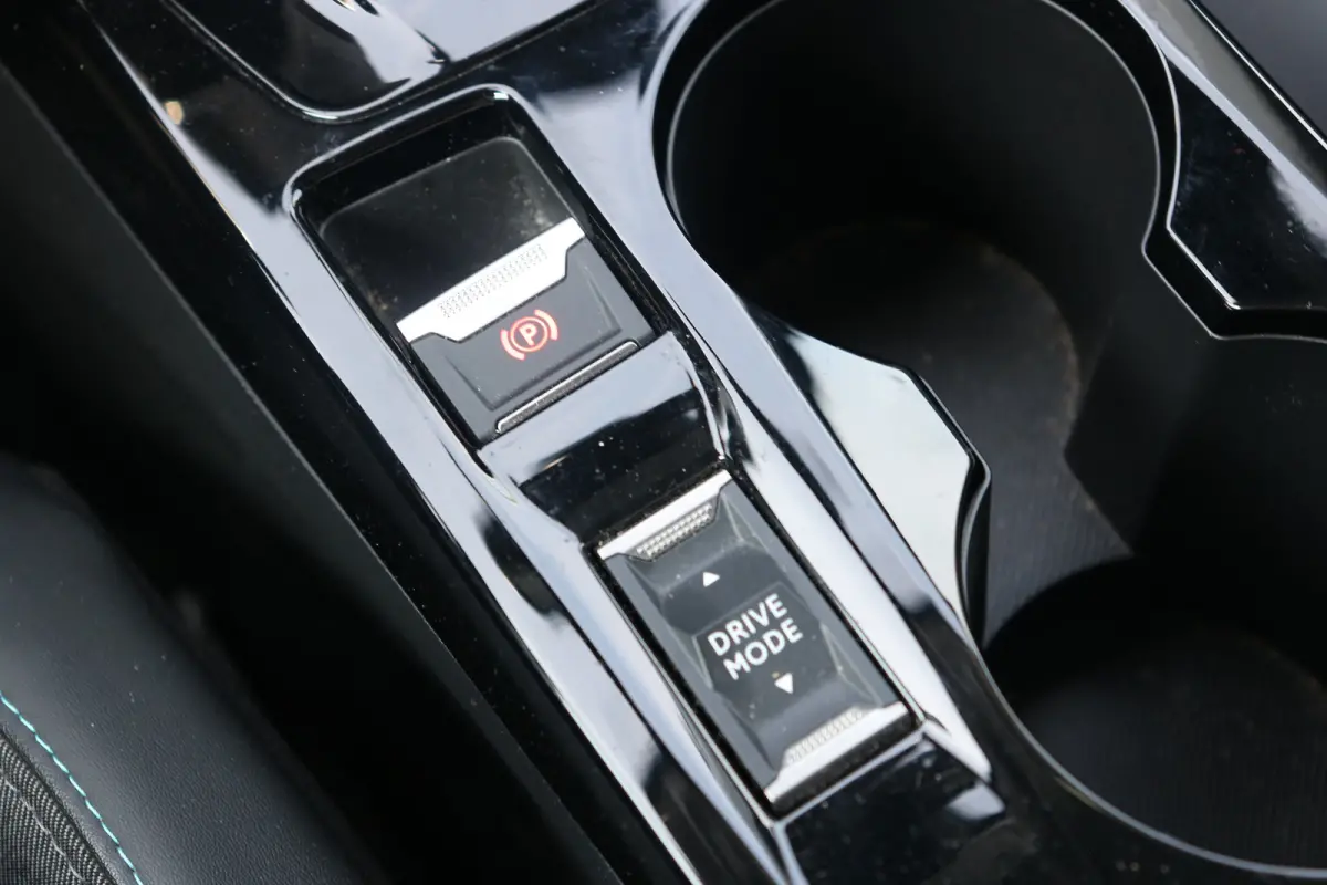 EV Allure Pack 50 kWh | Camera | Cruise | DAB | LED | PDC Achter | Apple Carplay & Android Auto |