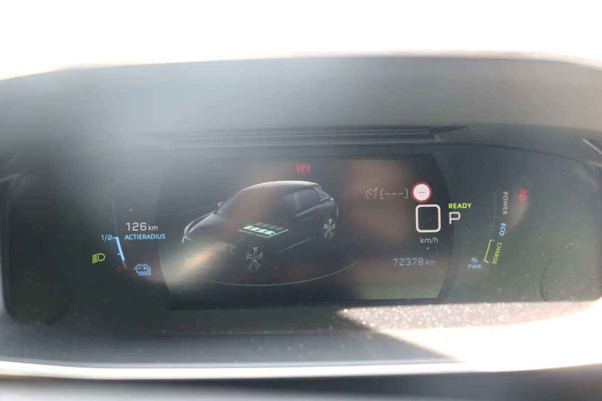 EV Allure Pack 50 kWh | Camera | Cruise | DAB | LED | PDC Achter | Apple Carplay & Android Auto |