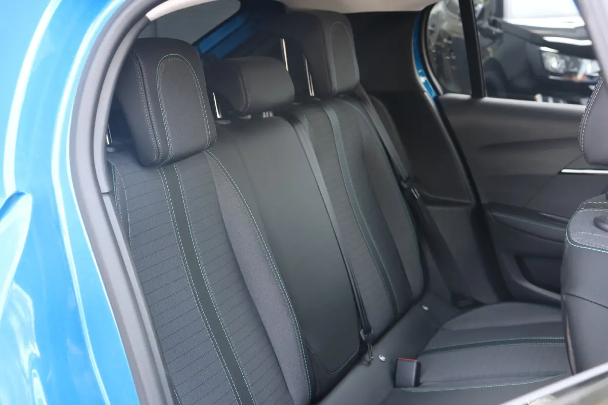 EV Allure Pack 50 kWh | Camera | Cruise | DAB | LED | PDC Achter | Apple Carplay & Android Auto |