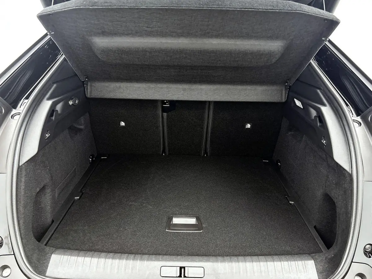 1.6 plug-in Hybrid 225pk GT Exclusive Automaat | Schuif-/Kanteldak | Elektrische Verstelb. Bestuurdersstoel | 360° Camera | Navigatie | Stoelverwarming Voor + Achter | Leder | Elektrische K