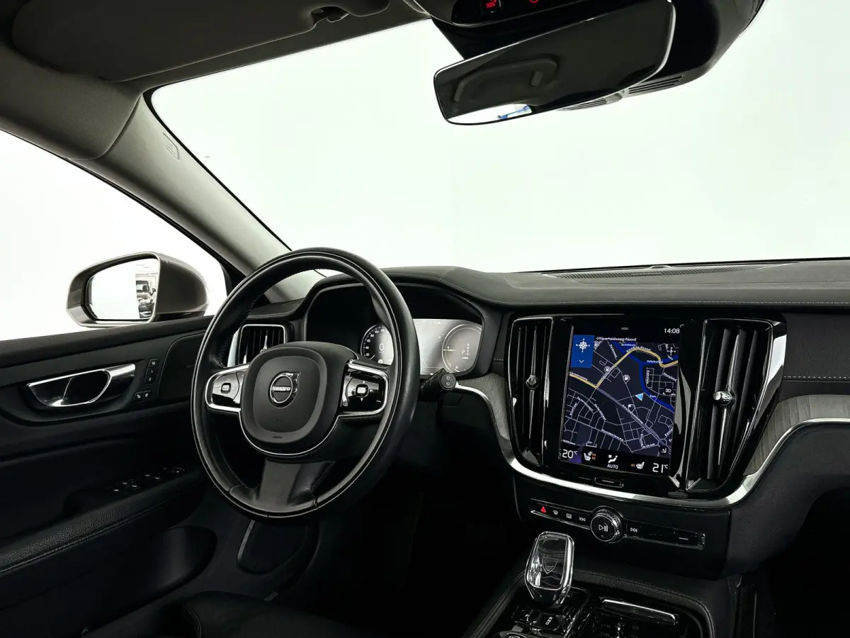 T6 Recharge AWD Inscription | Parkeercamera | Harman Kardon | Stoel- en Stuurverwarming | Trekhaak