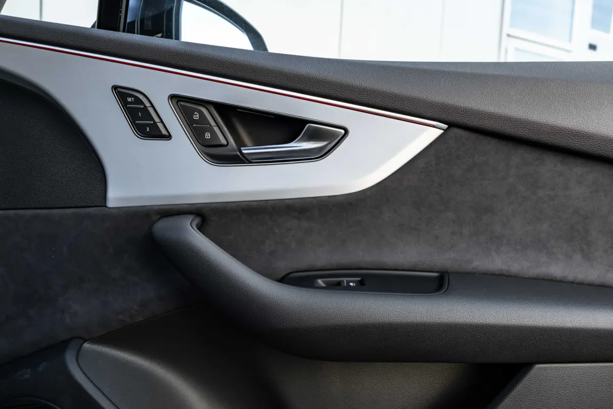 55 TFSI e quattro Pro Line S 394 PK | Trekhaak | Panoramadak | B&O | Laser LED | Omgevingscamera |