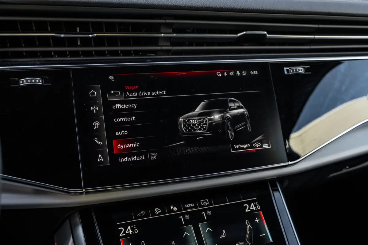 55 TFSI e quattro Pro Line S 394 PK | Trekhaak | Panoramadak | B&O | Laser LED | Omgevingscamera |