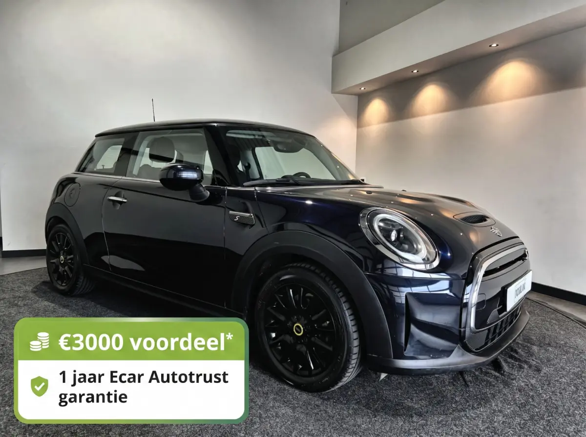 MINI Electric Collection 33 kWh | Tot € 3.000 klantvoordeel* | SOH 93,1 % | Head-up Display | Achteruitrijcamera | Digitaal dashboard