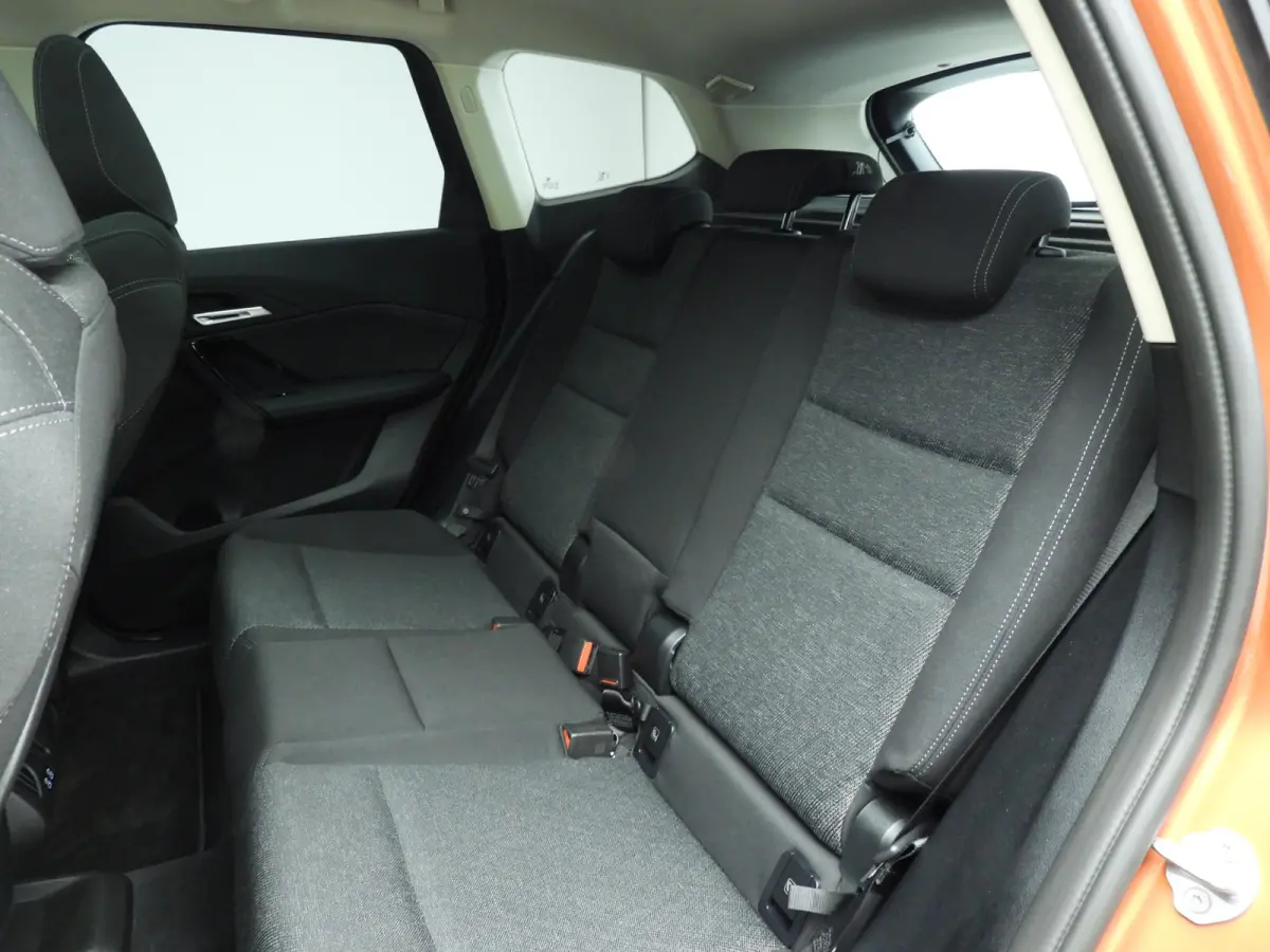 eDrive20 | SoH 97% | LED | Navigatie | Panoramadak | Sportstoelen | Shadow line | DAB | Alu 17inch