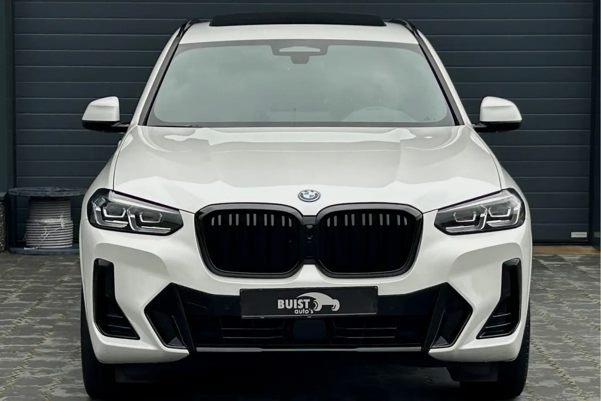 xDrive30e M-Sport PANO ACC TREKHAAK 29504KM!
