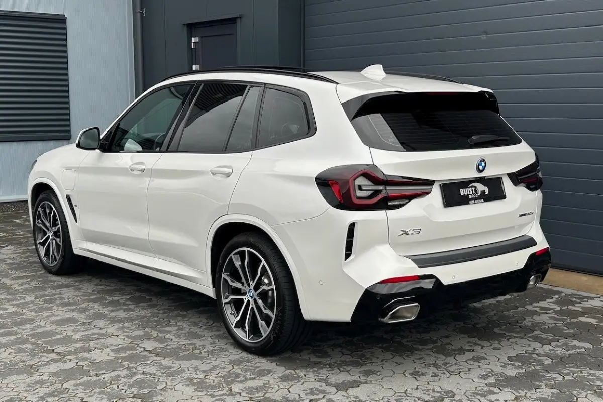 xDrive30e M-Sport PANO ACC TREKHAAK 29504KM!