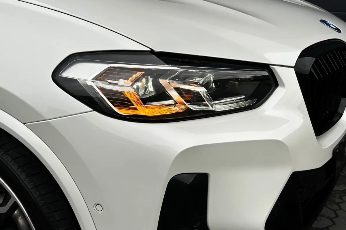 xDrive30e M-Sport PANO ACC TREKHAAK 29504KM!