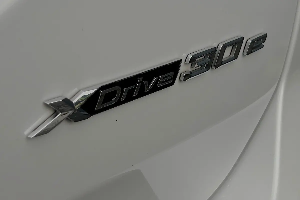 xDrive30e M-Sport PANO ACC TREKHAAK 29504KM!