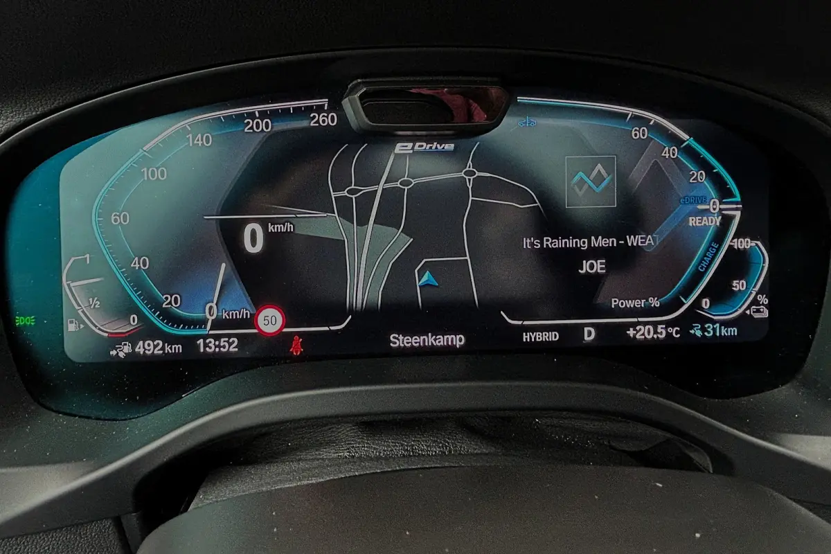xDrive30e M-Sport PANO ACC TREKHAAK 29504KM!