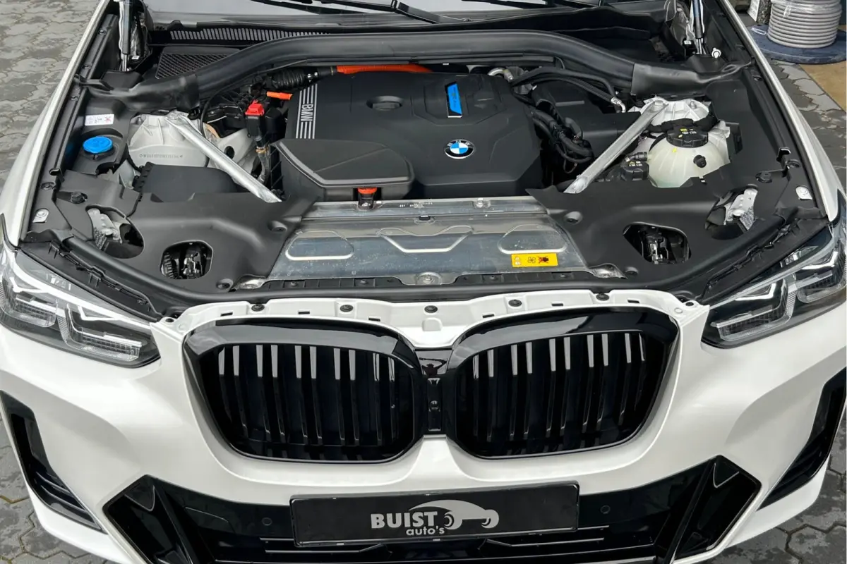 xDrive30e M-Sport PANO ACC TREKHAAK 29504KM!