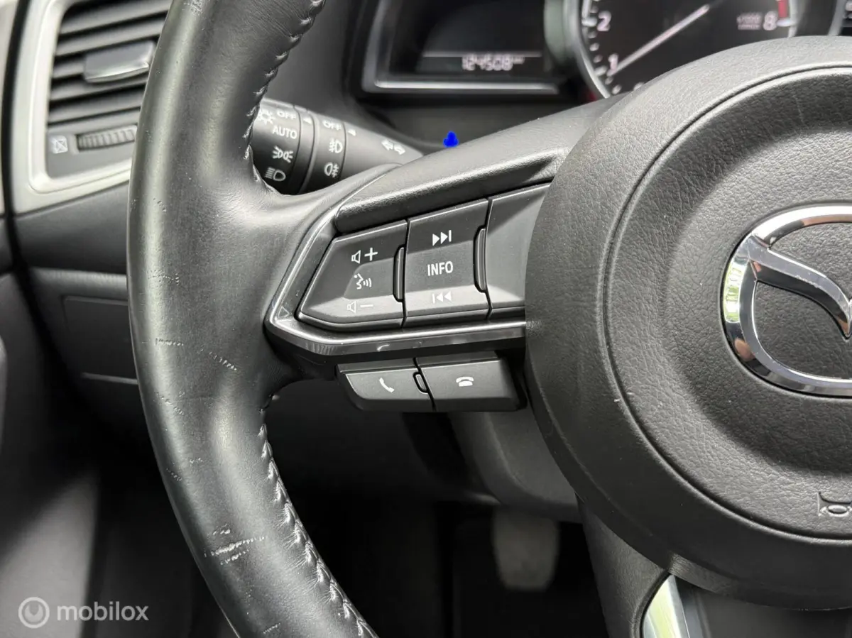 2.0 SkyActiv-G 120 GT-M Line HUD Navi Camera Stoelv Stuurv