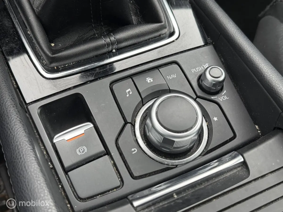 2.0 SkyActiv-G 120 GT-M Line HUD Navi Camera Stoelv Stuurv