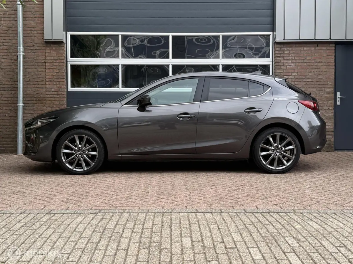 2.0 SkyActiv-G 120 GT-M Line HUD Navi Camera Stoelv Stuurv