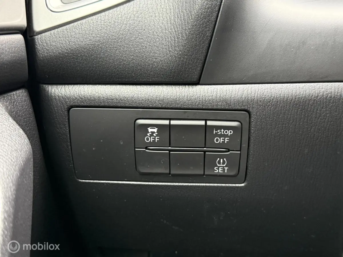 2.0 SkyActiv-G 120 GT-M Line HUD Navi Camera Stoelv Stuurv