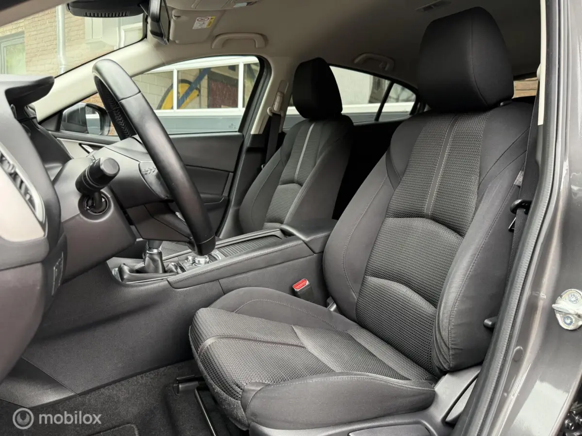 2.0 SkyActiv-G 120 GT-M Line HUD Navi Camera Stoelv Stuurv