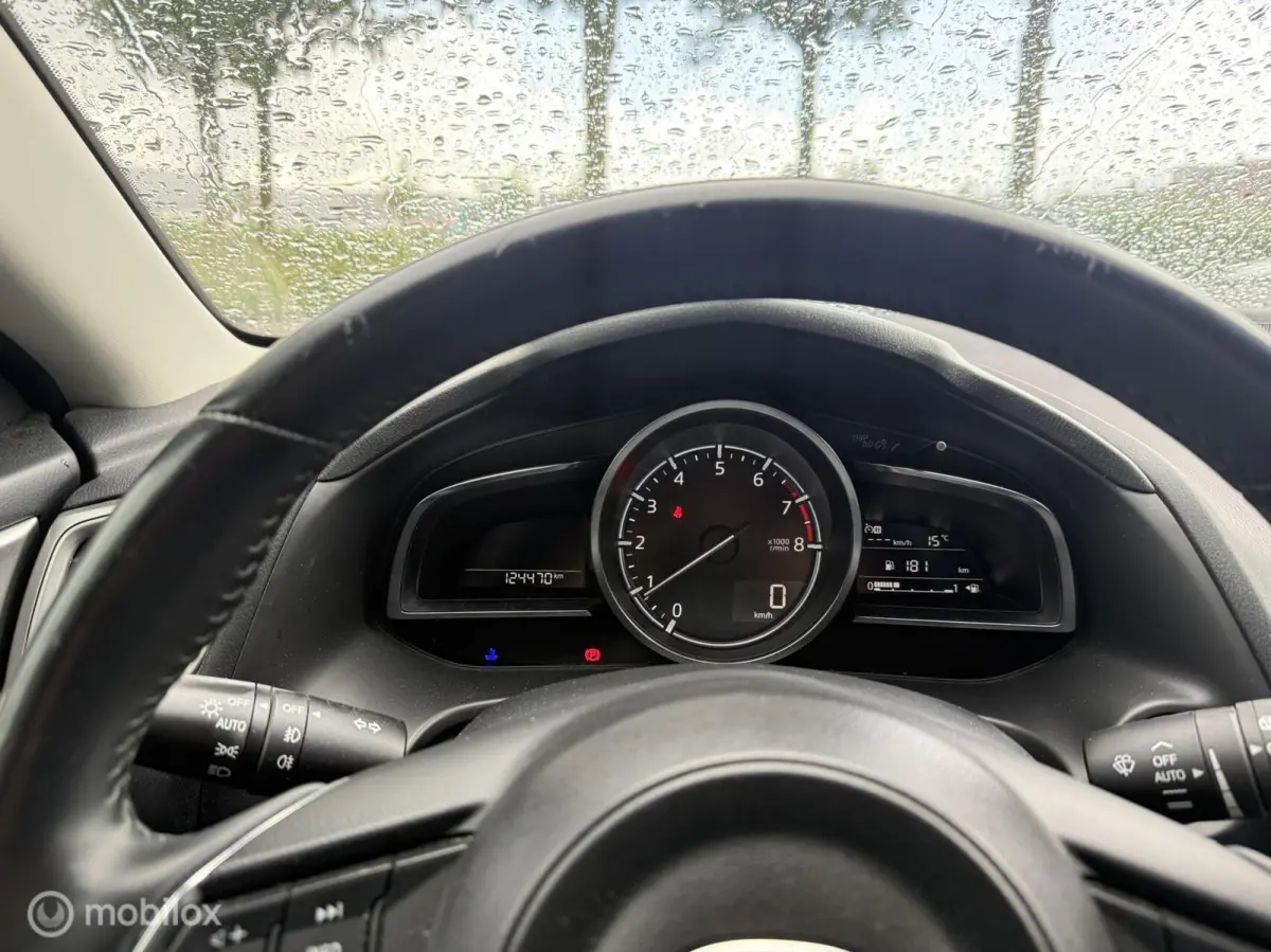 2.0 SkyActiv-G 120 GT-M Line HUD Navi Camera Stoelv Stuurv