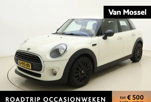 1.5 One Business Edition | Airco | Lichtmetalen Velgen | Parkeersensoren | Keyless |
