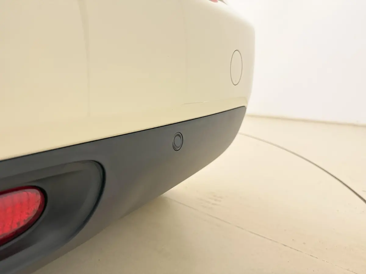 1.5 One Business Edition | Airco | Lichtmetalen Velgen | Parkeersensoren | Keyless |