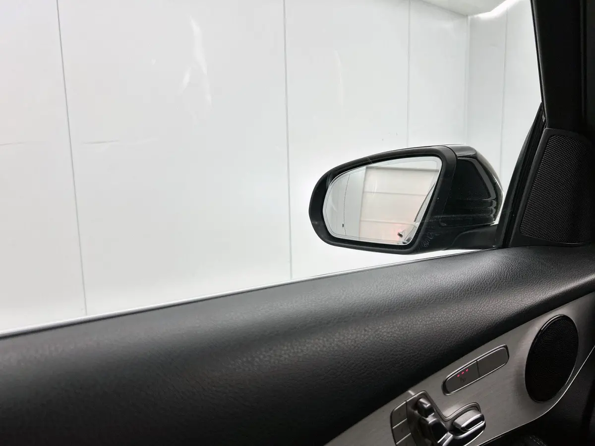 4MATIC AMG Line | 360 CAMERA | HEAD-UP | SFEERVERLICHTING | APPLE CARPLAY / ANDROID AUTO | NAVIGATIE | STOELVERWARMING |