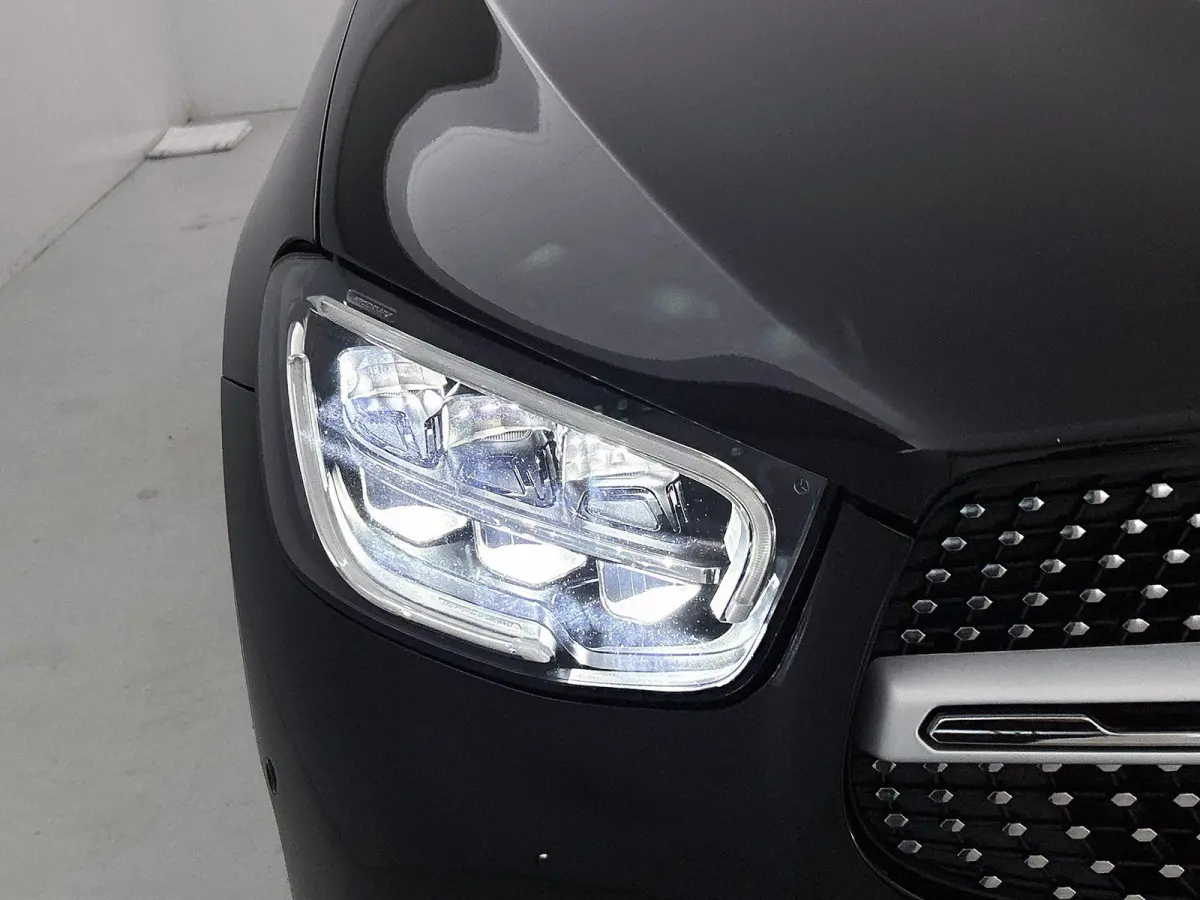 4MATIC AMG Line | 360 CAMERA | HEAD-UP | SFEERVERLICHTING | APPLE CARPLAY / ANDROID AUTO | NAVIGATIE | STOELVERWARMING |