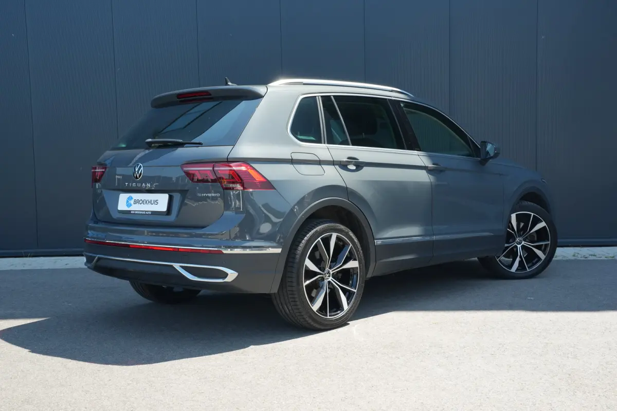 1.4 TSI eHybrid 245pk Elegance | Camera | Stuur & Stoelverwarming | Head-Up | Keyless