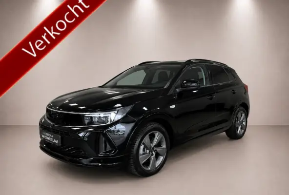 1.6 Turbo Plug-In Hybrid 4x4 GSe / 300PK / Alcantara /