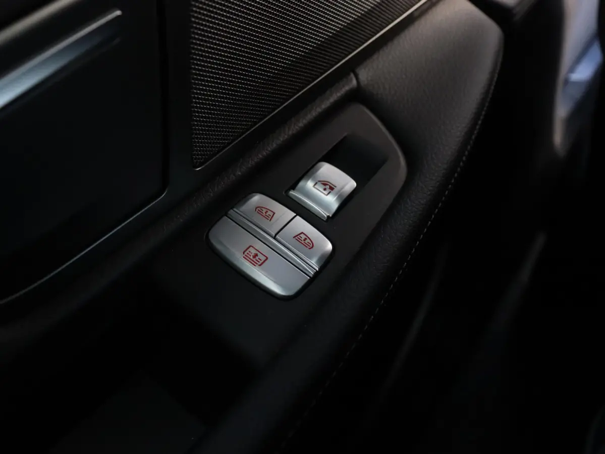 Sedan 745e High Executive | M Sportpakket | Head-Up | Driving Assistant Prof. | Harman Kardon | Soft Close | Stoelventilatie | Parking Assistant Plus | SOH 96% | 20'' LMV