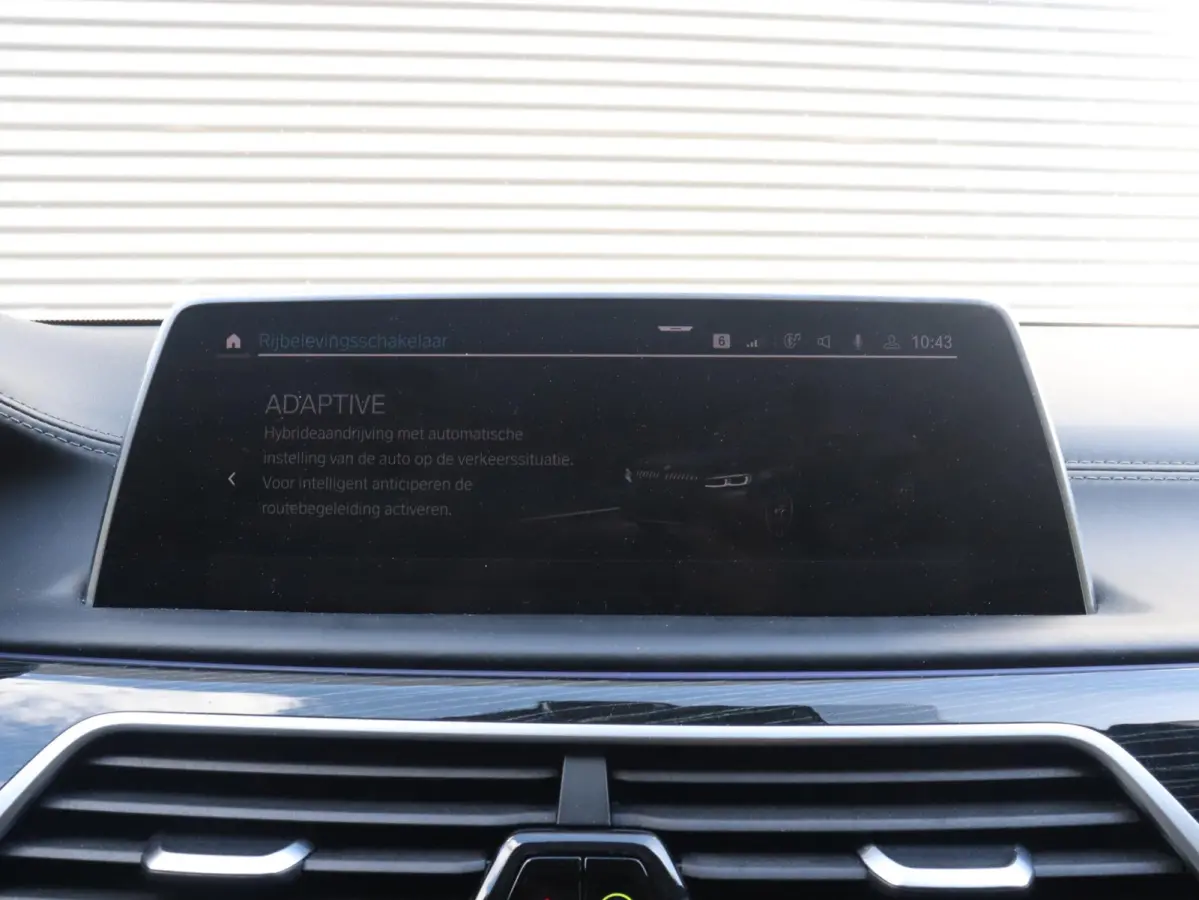 Sedan 745e High Executive | M Sportpakket | Head-Up | Driving Assistant Prof. | Harman Kardon | Soft Close | Stoelventilatie | Parking Assistant Plus | SOH 96% | 20'' LMV