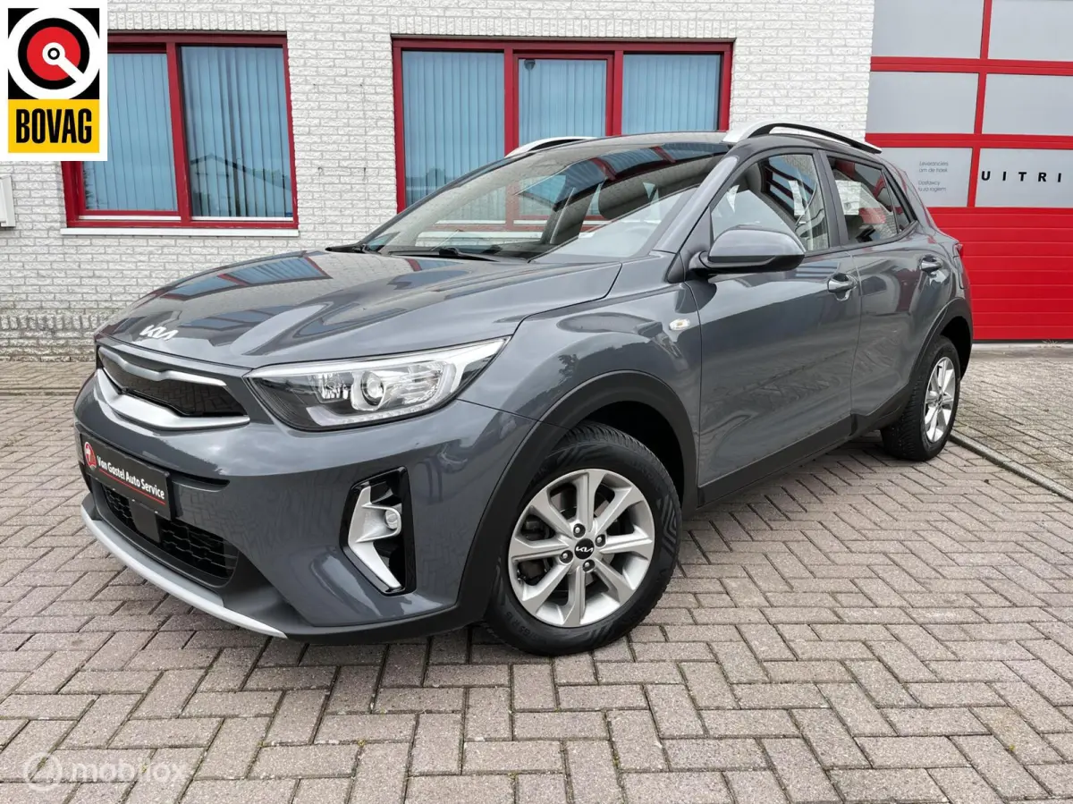 Kia Stonic 2022 Benzine Handgeschakeld leasen