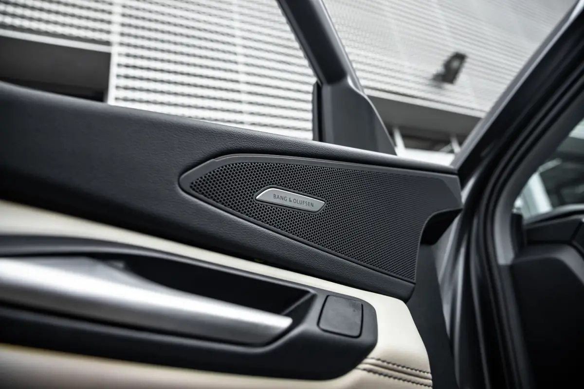 quattro 285 kW | Luchtvering | Stoelventilatie | HUD | Bang & Olufsen |