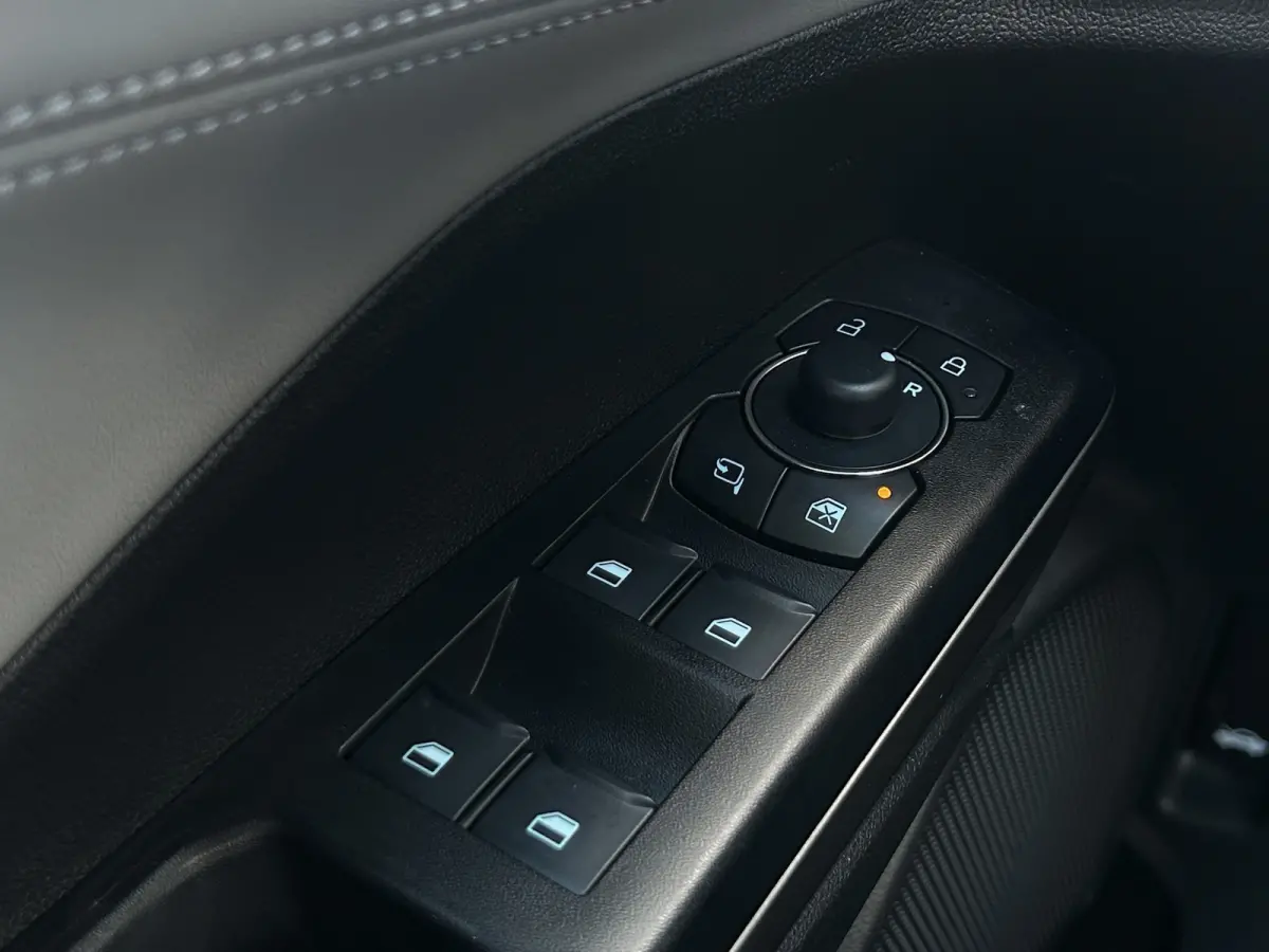 Sound Edition 44 kWh 168pk | Voorraad, Snel Leverbaar! | B&O audio | 360 Camera | Adaptive Cruise | BLIS | Stuur/stoelverwarming |