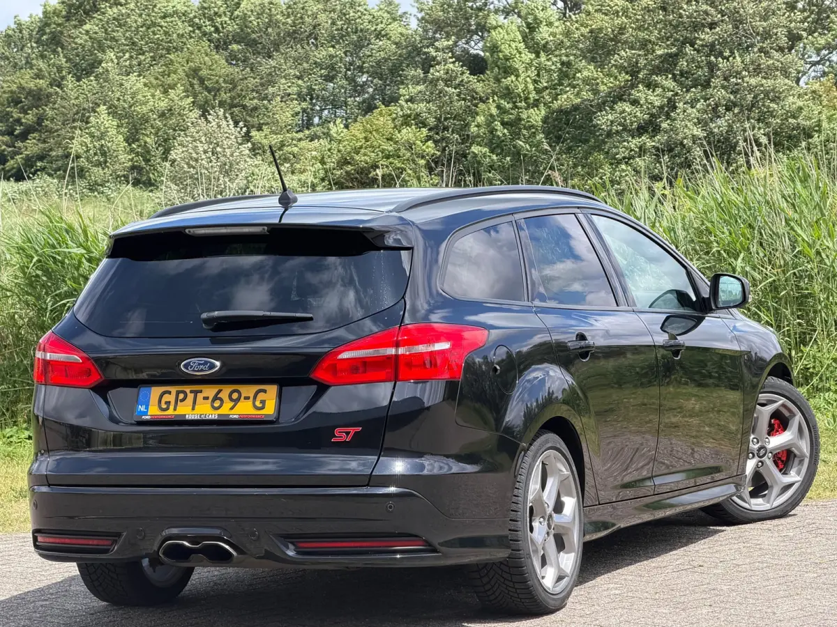 2.0 ST - Shadow Black Metallic - Recaro//2xLed/Winterpakket