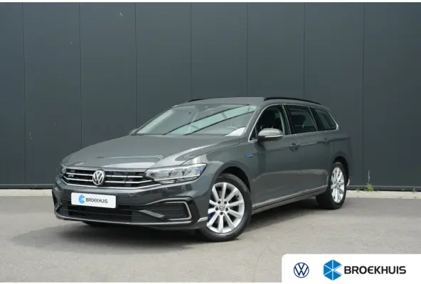 1.4 TSI PHEV GTE Business | Parkeersensoren V+A | Winter Pakket | Camera | Navi |
