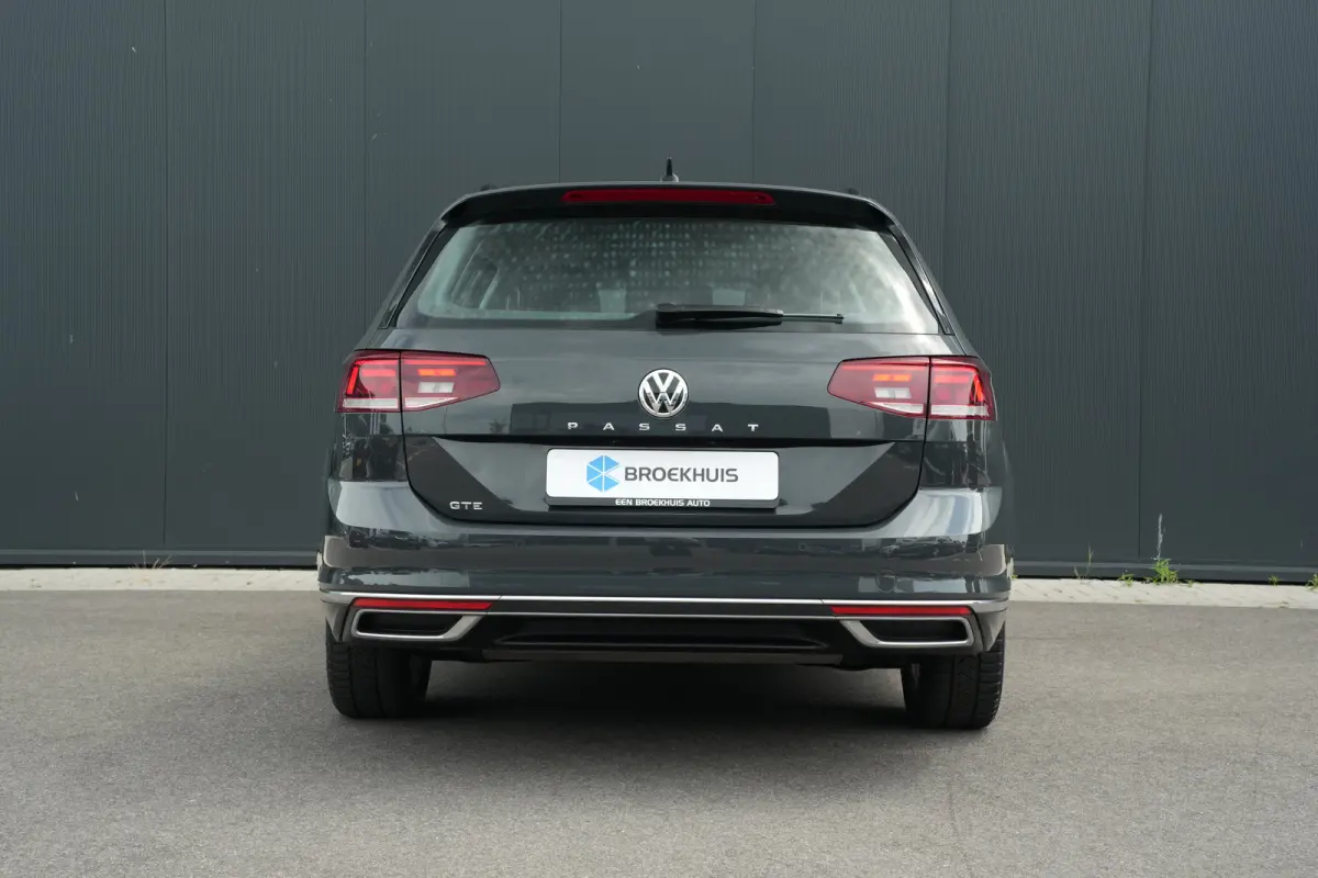 1.4 TSI PHEV GTE Business | Parkeersensoren V+A | Winter Pakket | Camera | Navi |